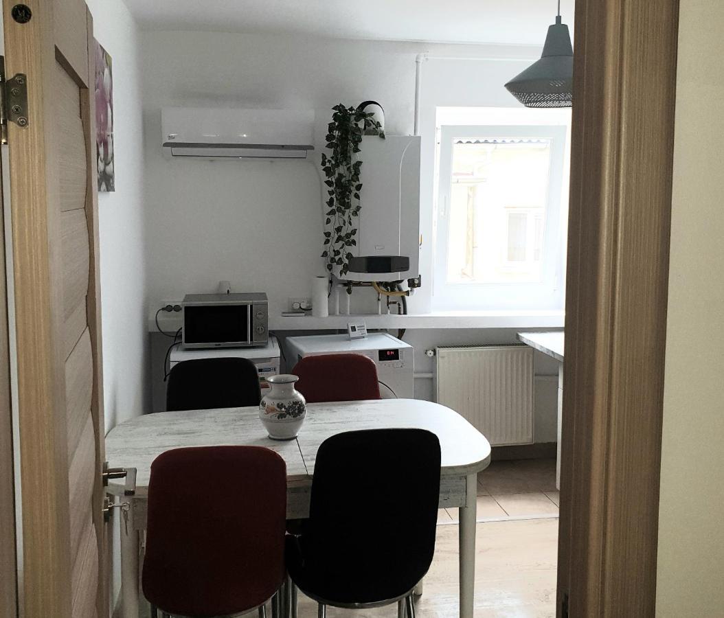 Apartament Carolina Parc อัลบายูเลีย ภายนอก รูปภาพ