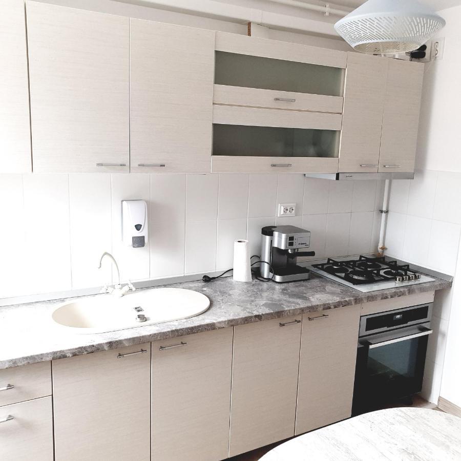 Apartament Carolina Parc อัลบายูเลีย ภายนอก รูปภาพ