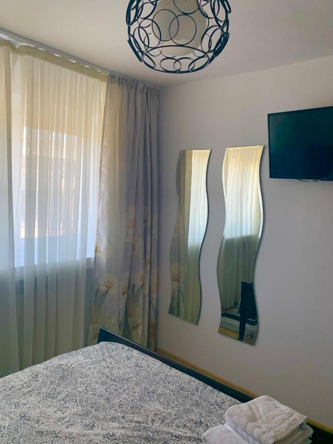 Apartament Carolina Parc อัลบายูเลีย ภายนอก รูปภาพ